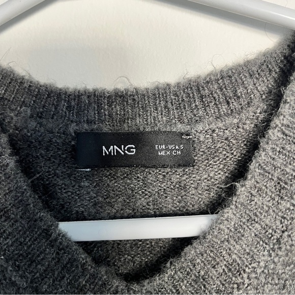 MANGO Gray Knit Cropped Sweater Vest - Picture 3 of 4